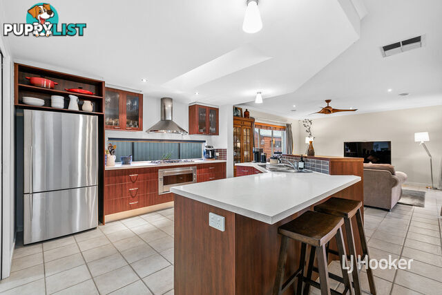 2 Gilmore Grove POINT COOK VIC 3030