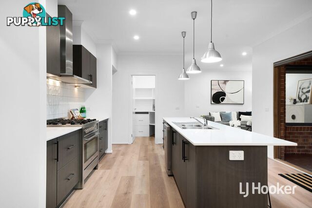1 Home Road POINT COOK VIC 3030
