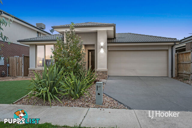 69 Grassbird Drive POINT COOK VIC 3030