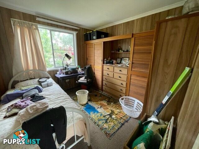 91 River Rd Sapphire QLD 4702