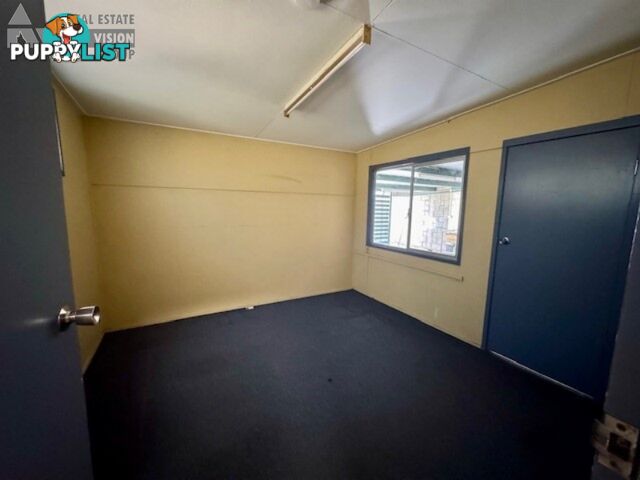 9 Hospital Rd Emerald QLD 4720