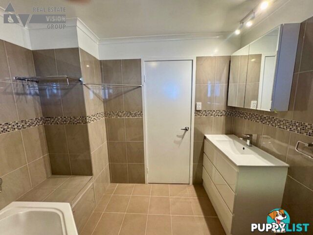 9 Hospital Rd Emerald QLD 4720
