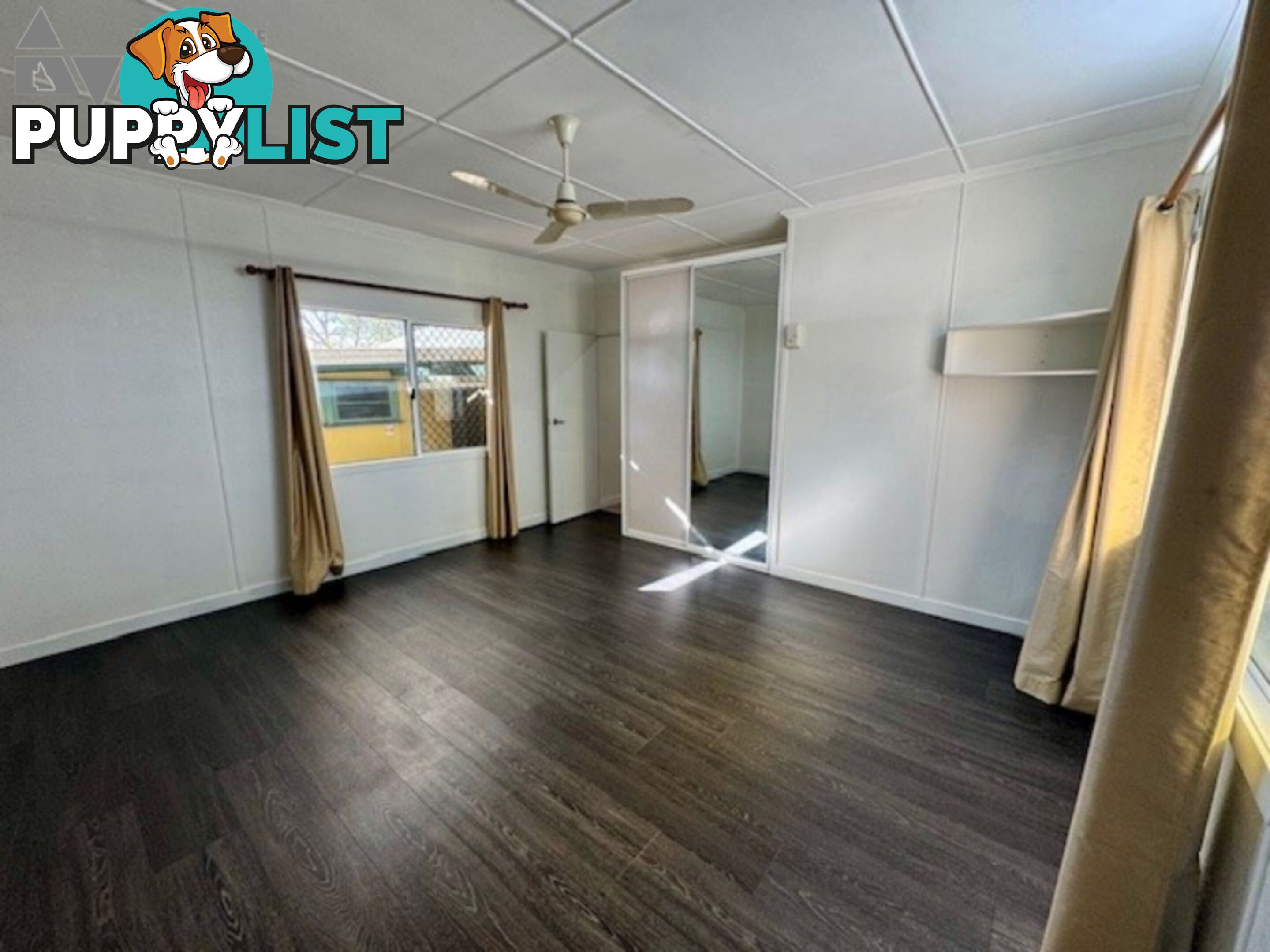 9 Hospital Rd Emerald QLD 4720