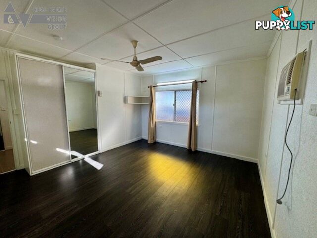 9 Hospital Rd Emerald QLD 4720