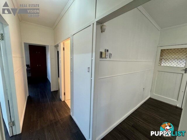 9 Hospital Rd Emerald QLD 4720