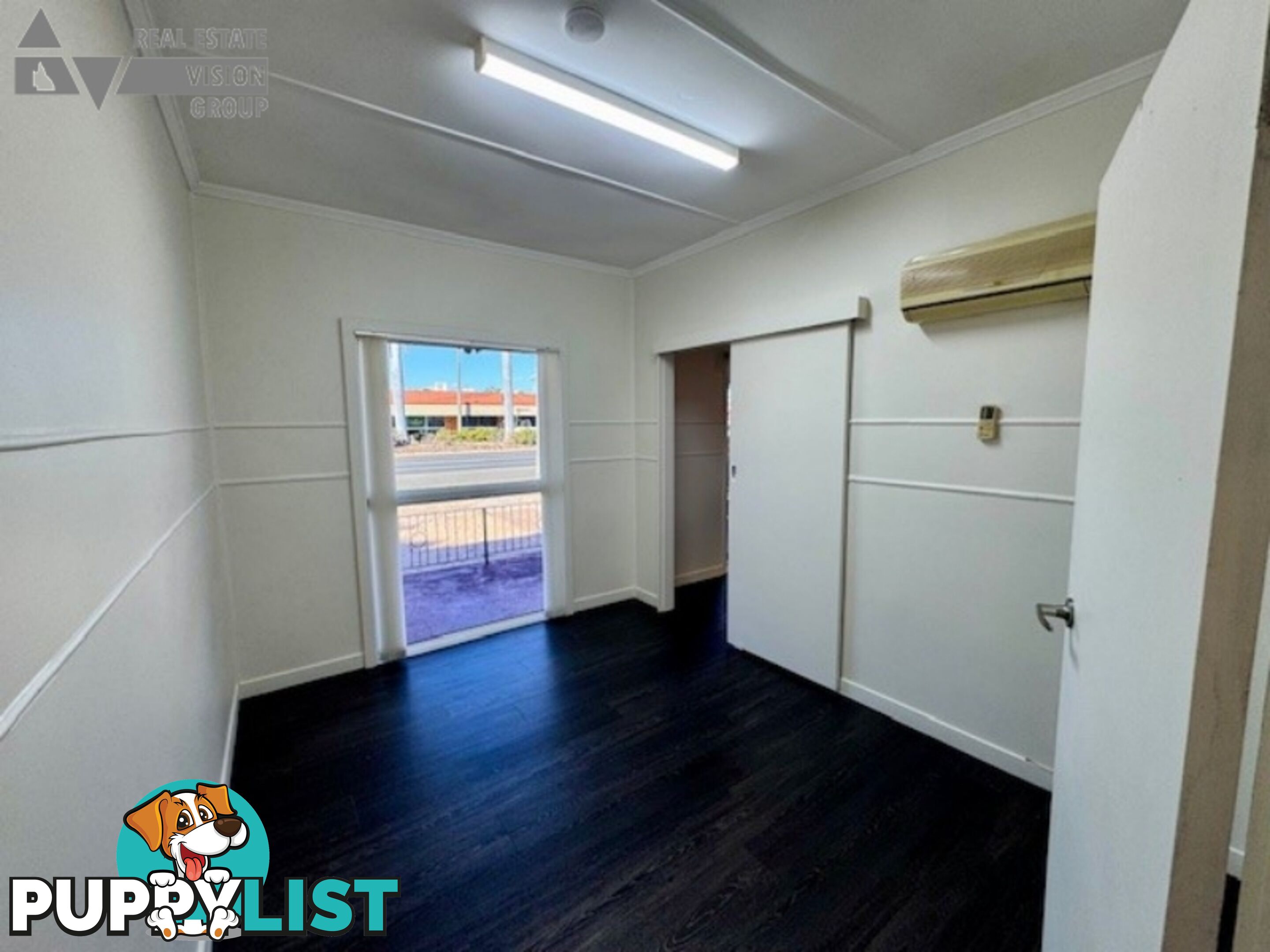 9 Hospital Rd Emerald QLD 4720