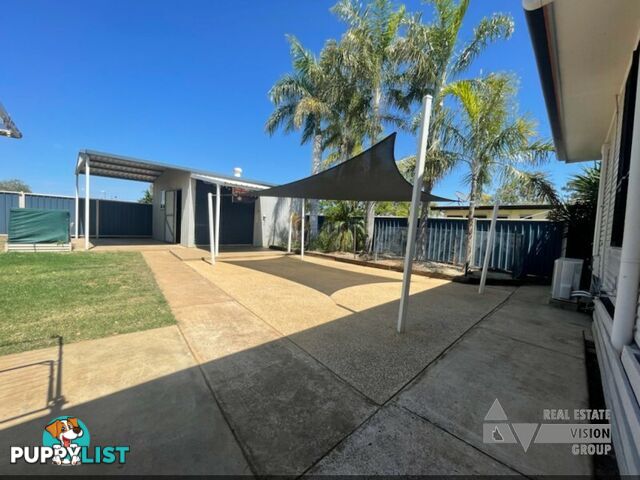 10 Oak Street Blackwater QLD 4717