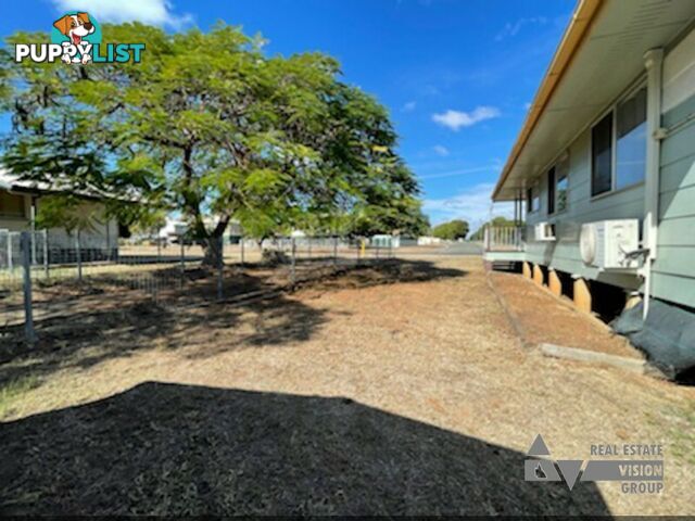 37 Fay St Blackwater QLD 4717