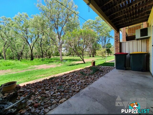 Unit 19 145 Egerton St Emerald QLD 4720