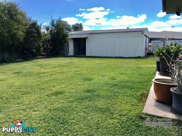 14 Baird St Emerald QLD 4720