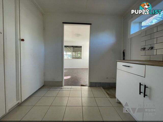 47 Stower St Blackwater QLD 4717