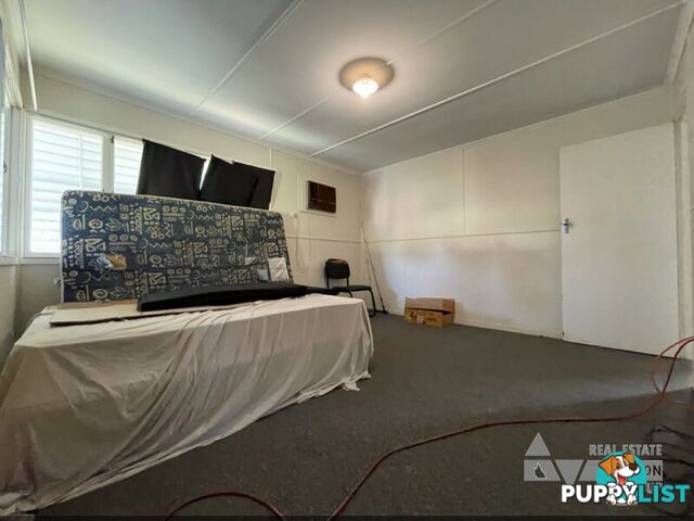 15 Fay St Blackwater QLD 4717