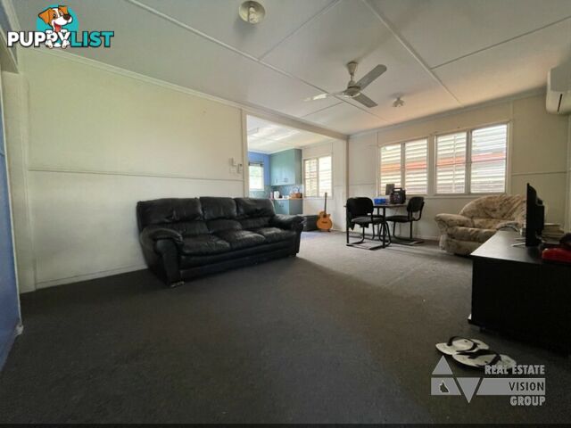 15 Fay St Blackwater QLD 4717