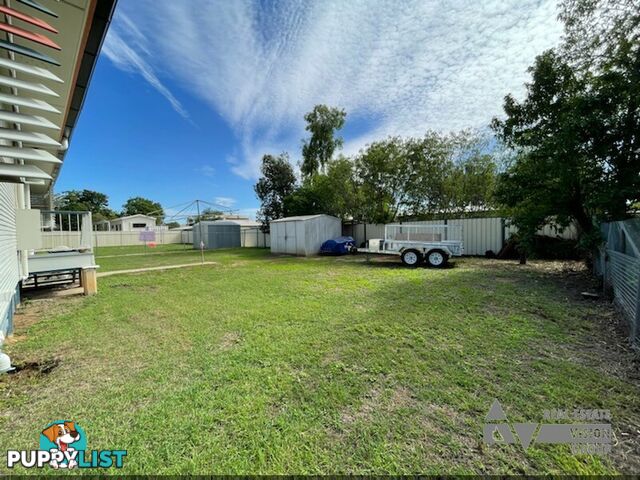 15 Fay St Blackwater QLD 4717