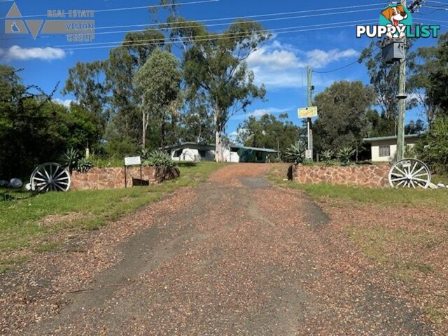 4 Village Rd Willows QLD 4702