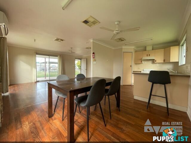 8 Wilga St Blackwater QLD 4717