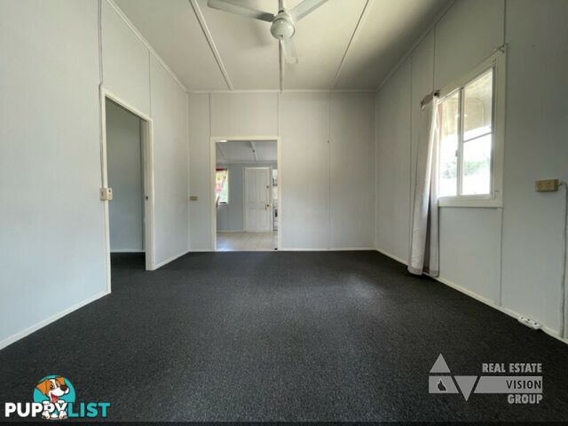 2 Main St Bluff QLD 4702