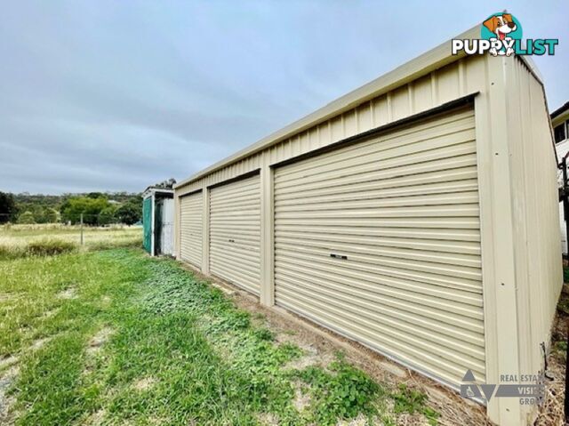 14 Charles St Springsure QLD 4722