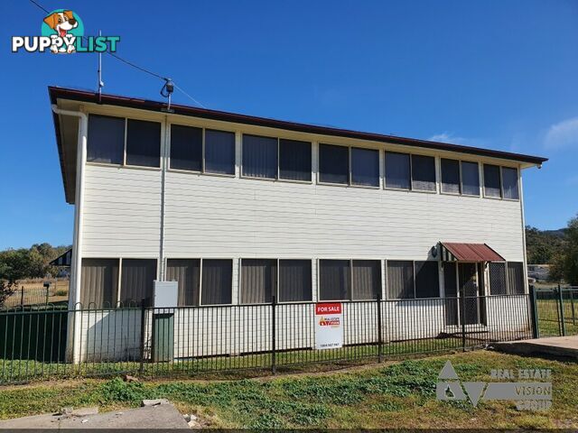 14 Charles St Springsure QLD 4722