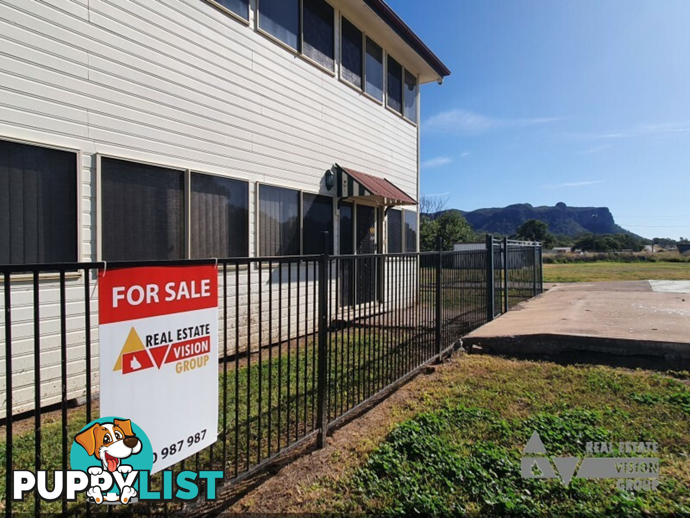 14 Charles St Springsure QLD 4722