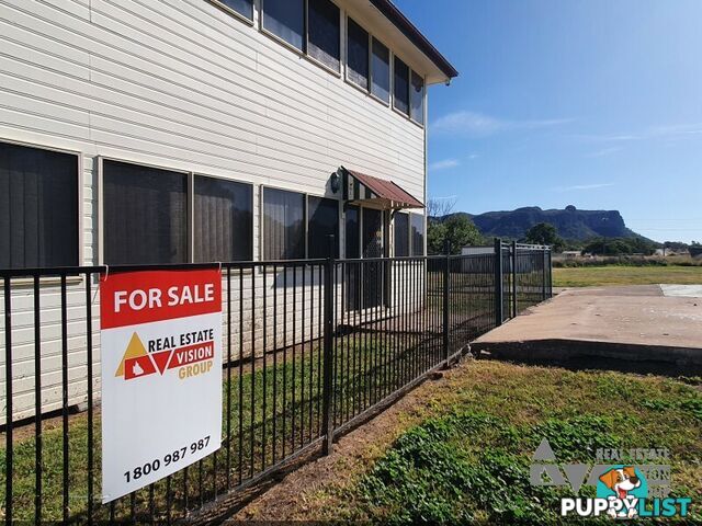 14 Charles St Springsure QLD 4722