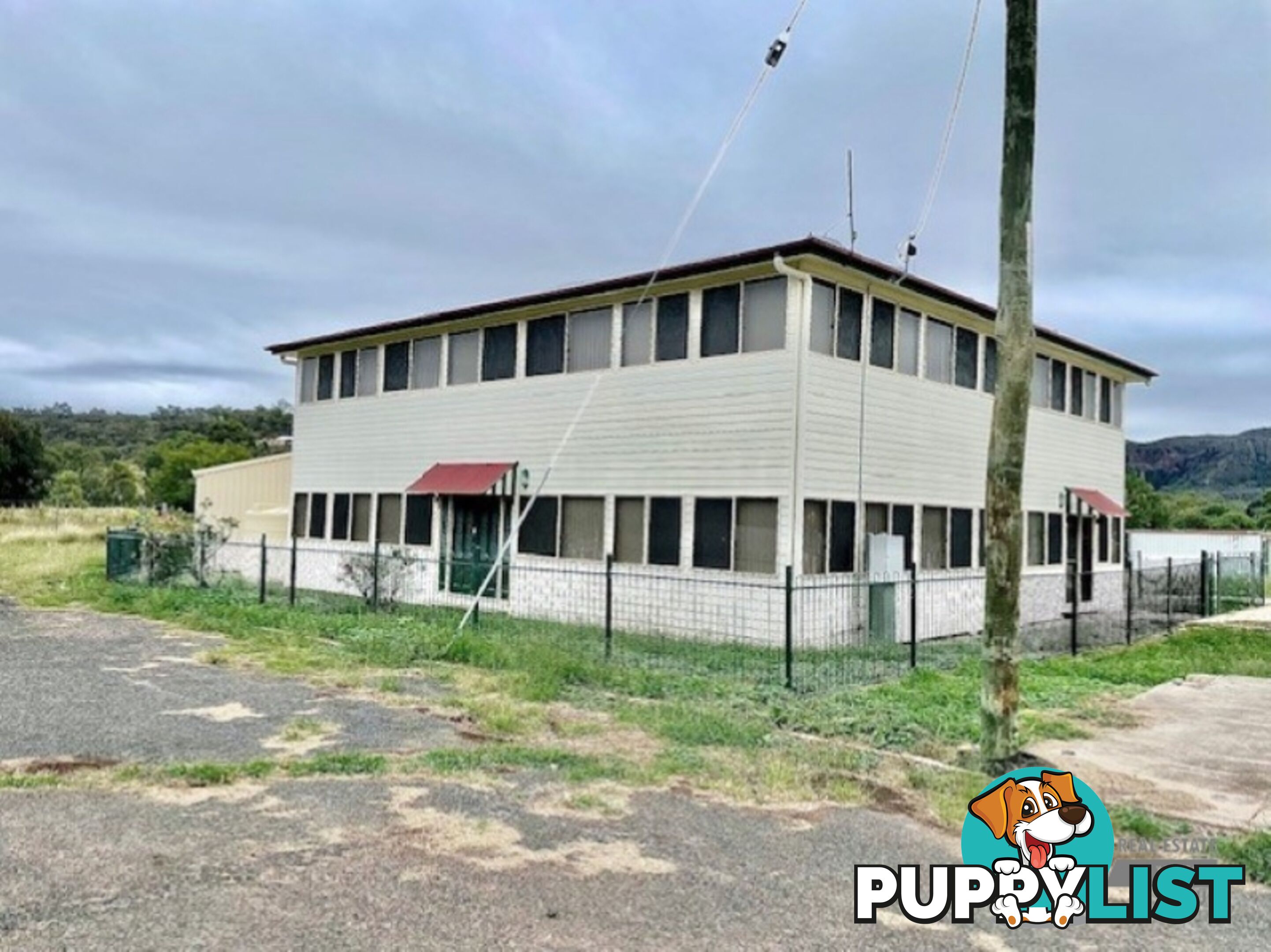 14 Charles St Springsure QLD 4722