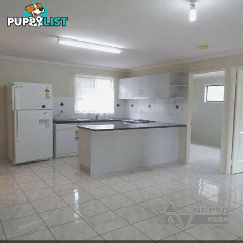 13 Campbell St Bluff QLD 4702