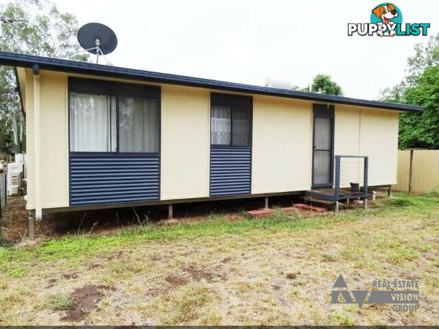 13 Campbell St Bluff QLD 4702