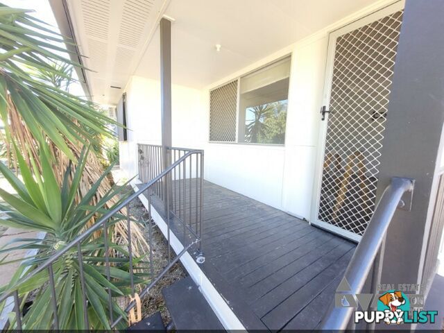 24 Boronia St Blackwater QLD 4717