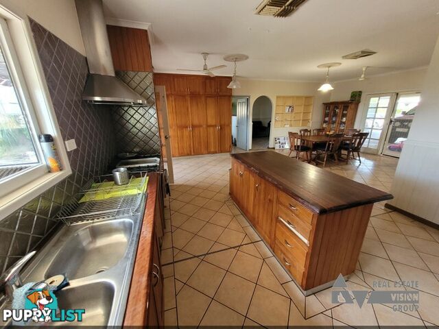 2 Karri St Blackwater QLD 4717