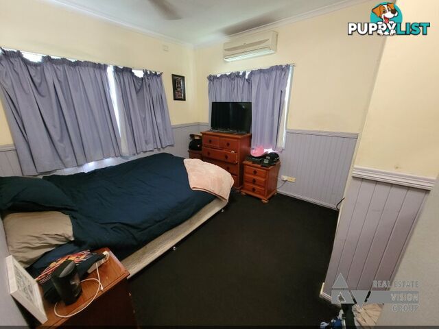 2 Karri St Blackwater QLD 4717