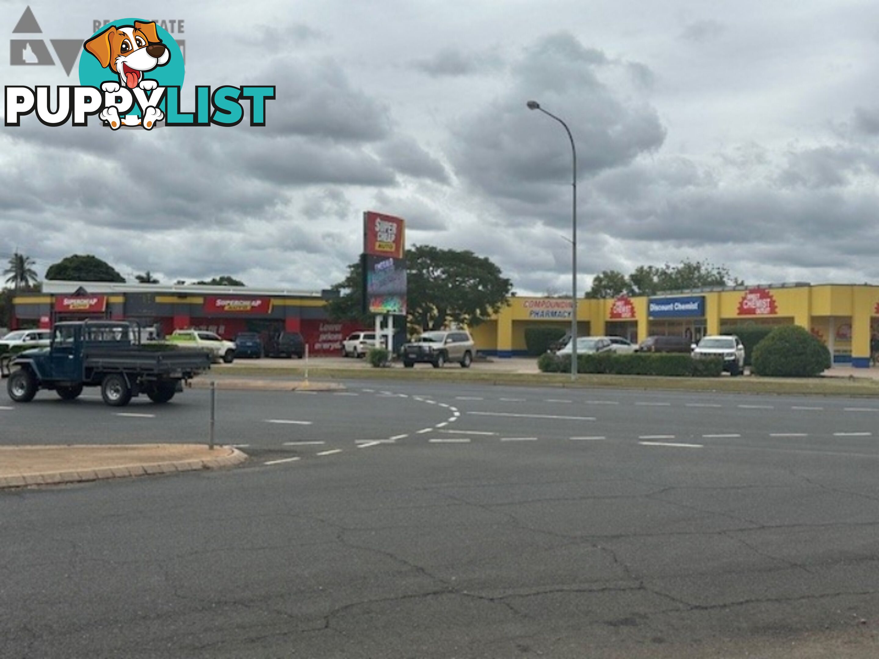 23 Hospital Rd Emerald QLD 4720