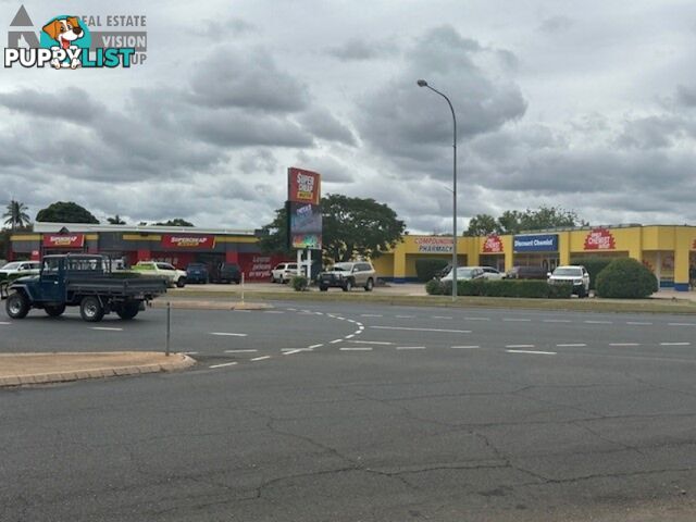 23 Hospital Rd Emerald QLD 4720