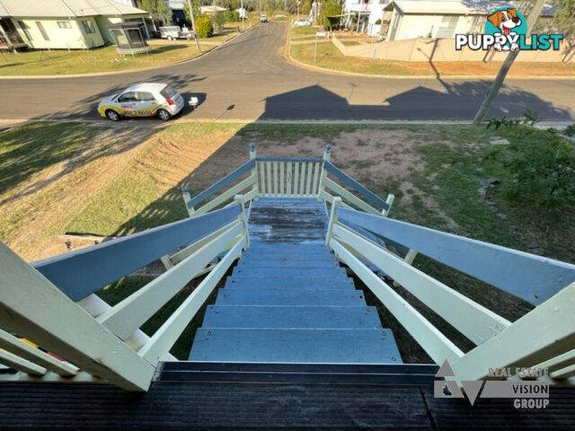 10 Pandanus St Blackwater QLD 4717