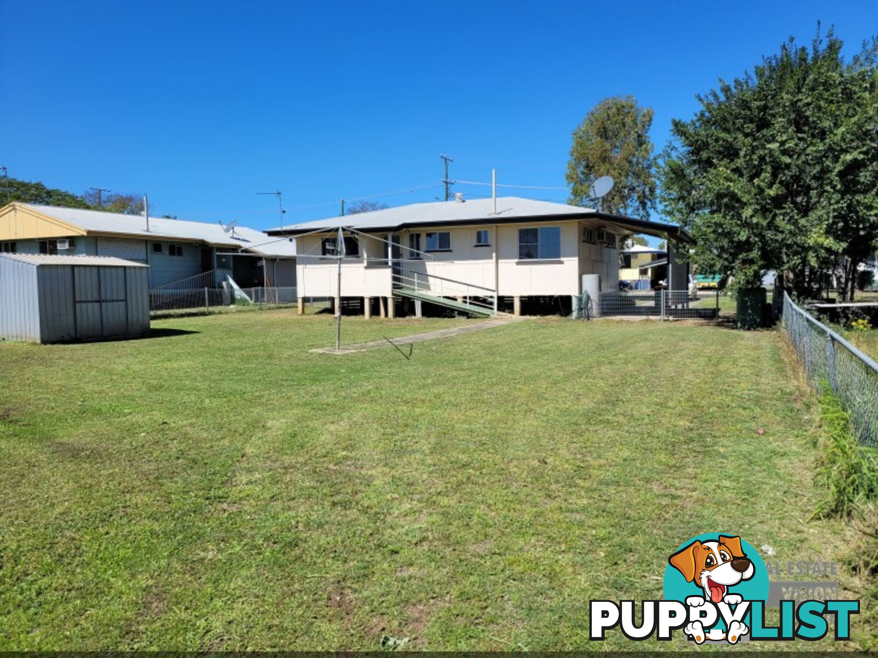 39 Fay St Blackwater QLD 4717