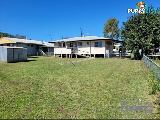 39 Fay St Blackwater QLD 4717