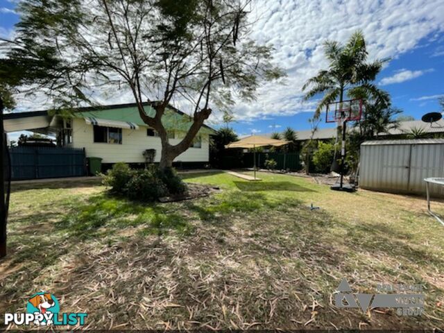 71 Arthur St Blackwater QLD 4717