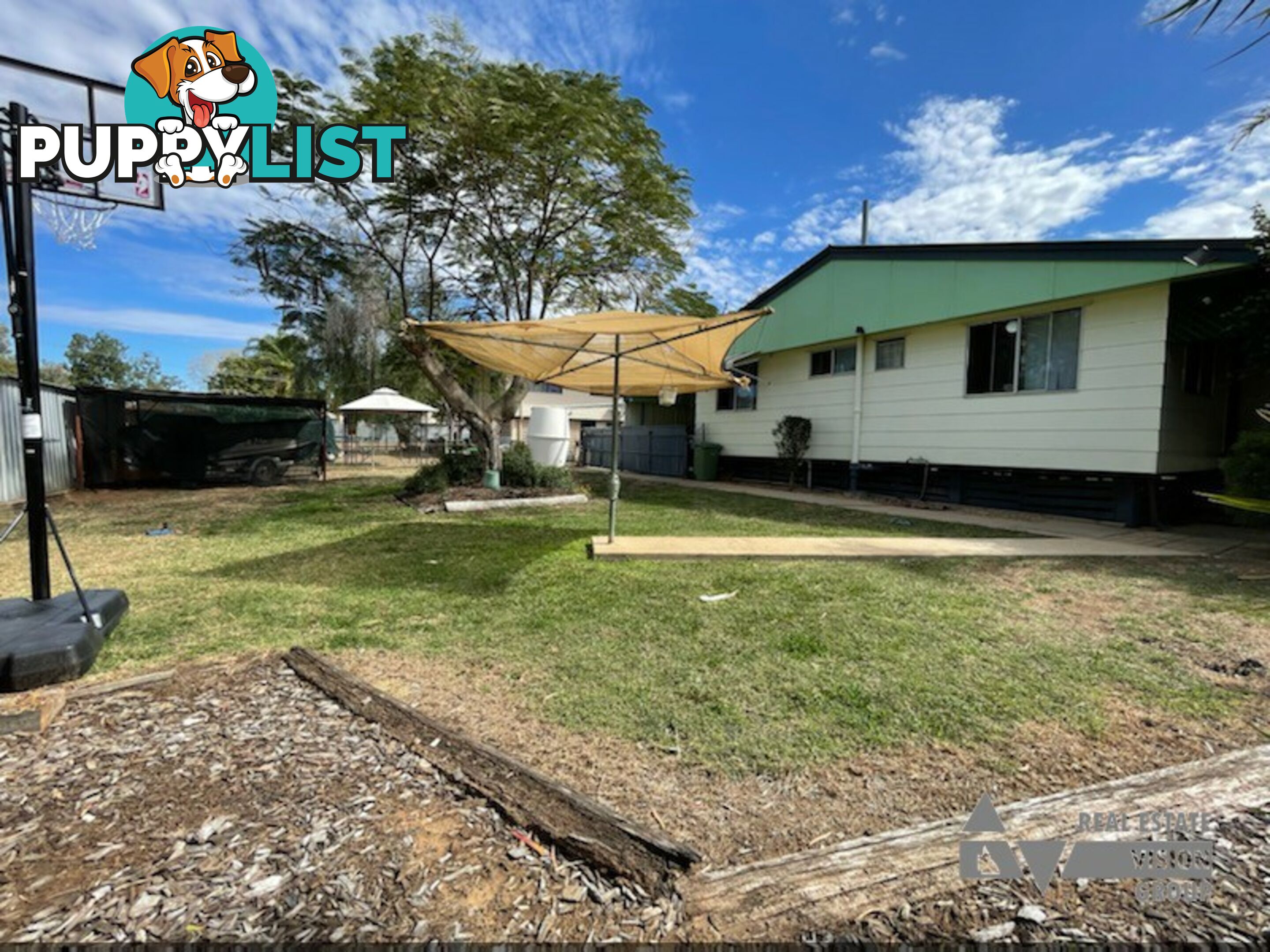 71 Arthur St Blackwater QLD 4717