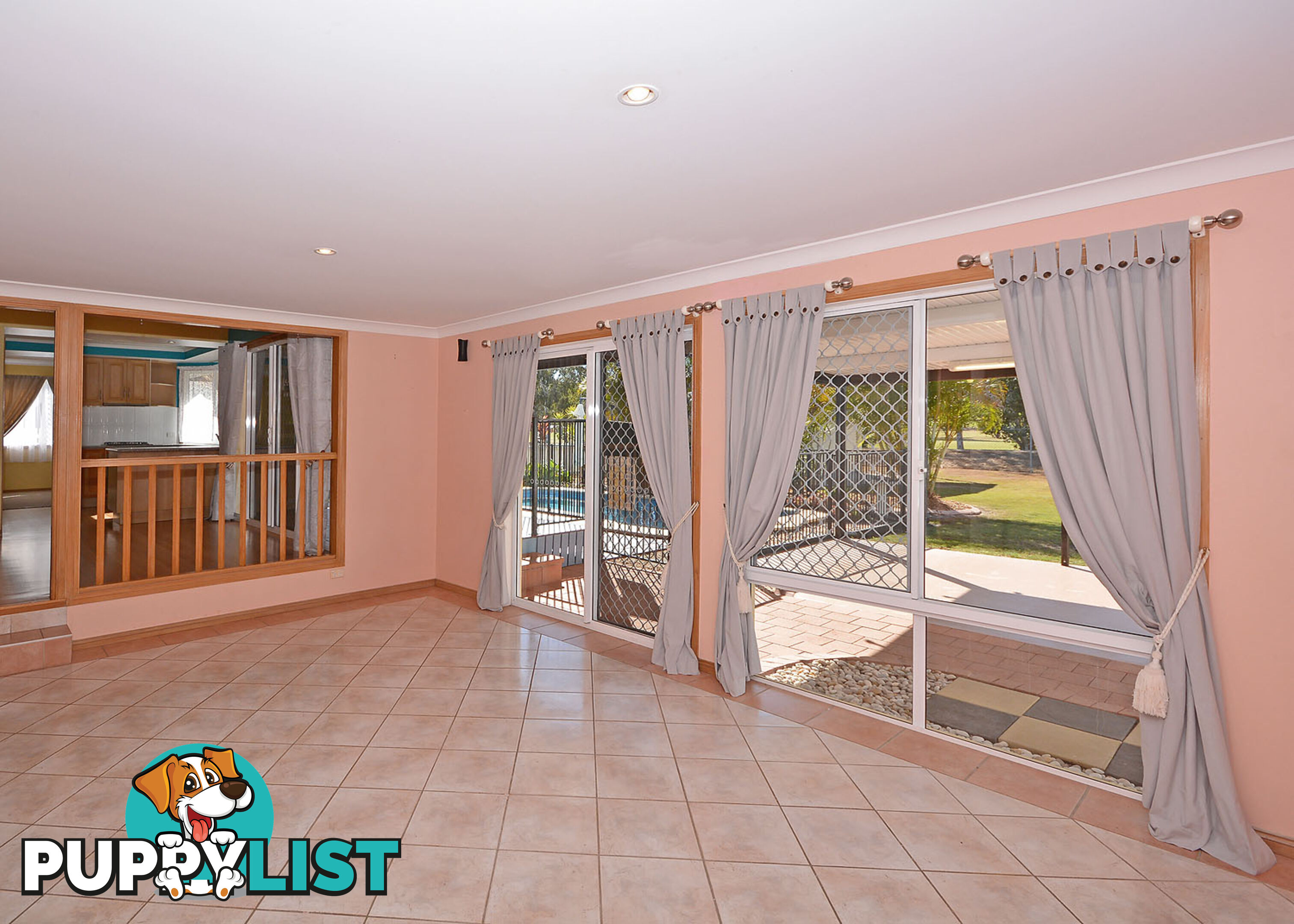 7 Oriole Court ELI WATERS QLD 4655