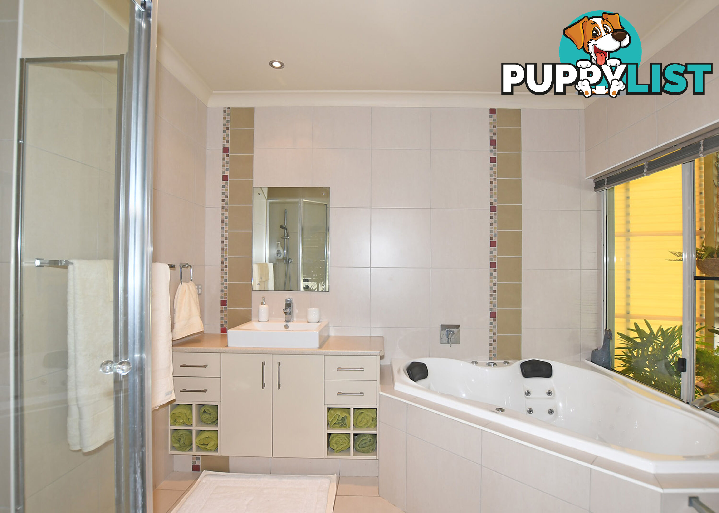 19 Lady Penrhyn Drive ELI WATERS QLD 4655
