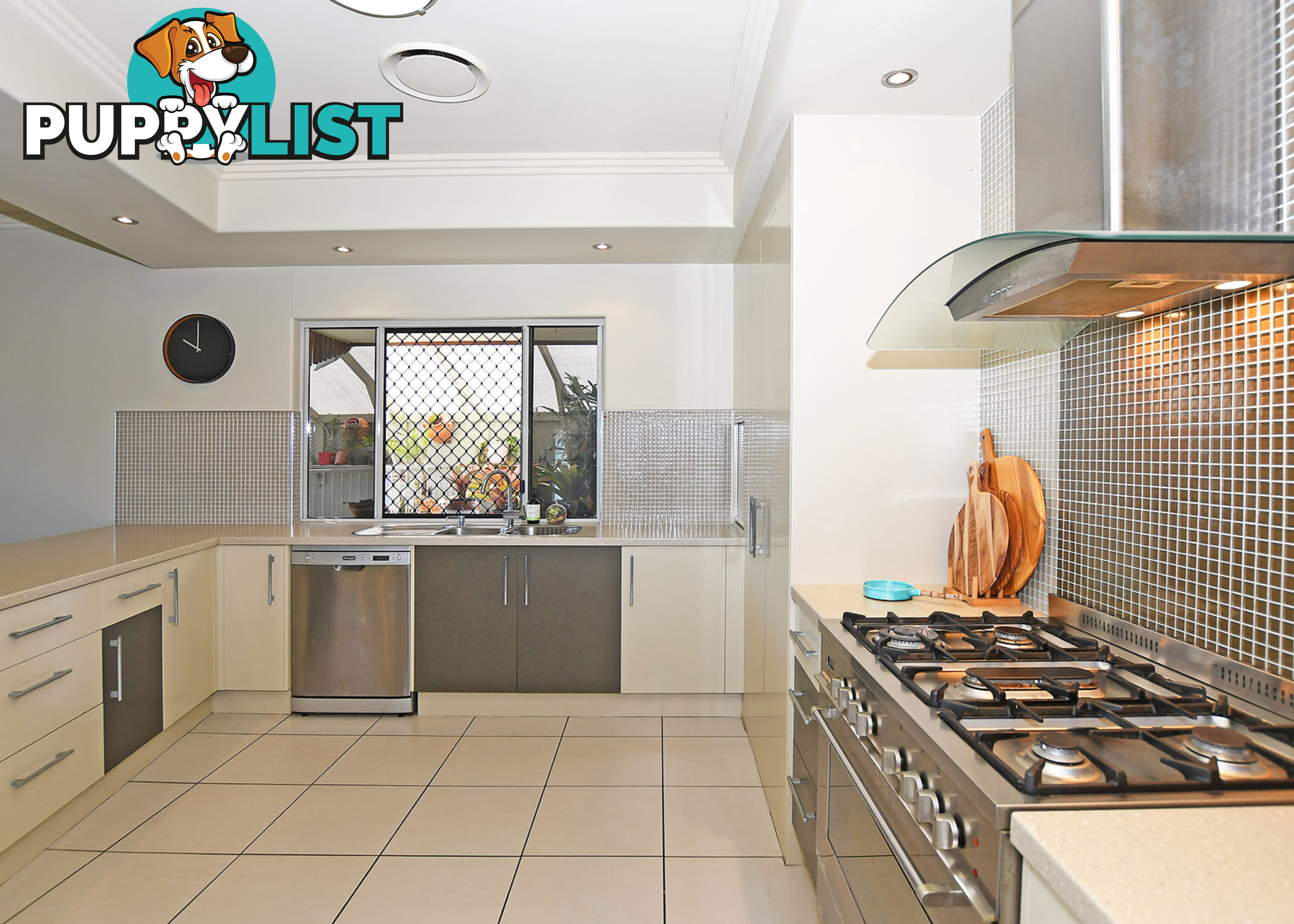 19 Lady Penrhyn Drive ELI WATERS QLD 4655