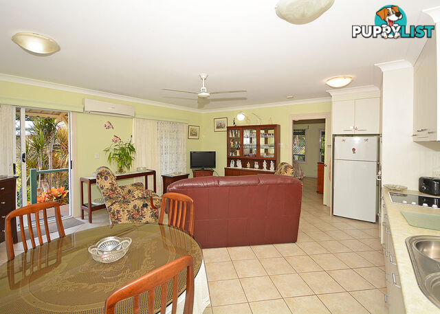 359 Esplanade SCARNESS QLD 4655