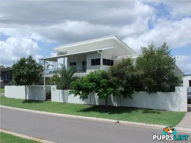 112 Riverview Drive BURRUM HEADS QLD 4659