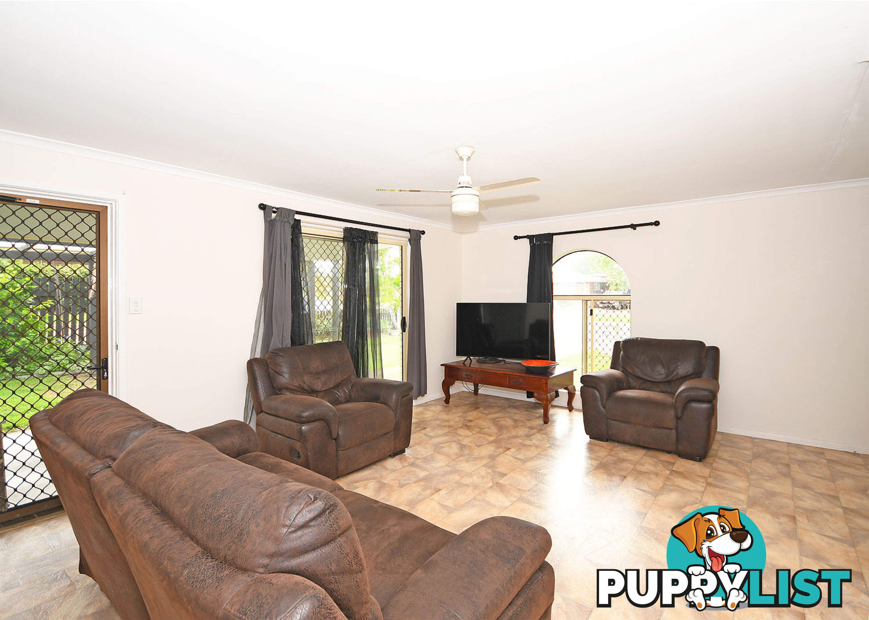 8 Bunker Avenue URRAWEEN QLD 4655