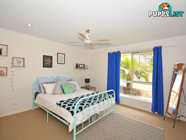 77 Exeter Street TORQUAY QLD 4655