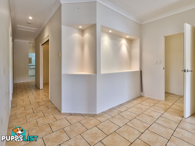4 / 415 Boat Harbour Drive TORQUAY QLD 4655