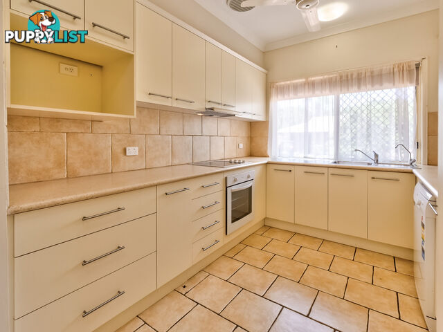 4 / 415 Boat Harbour Drive TORQUAY QLD 4655