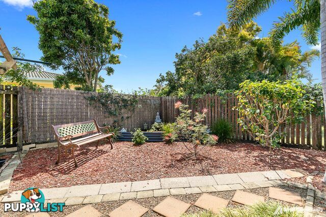 1 Turrum Street SCARNESS QLD 4655