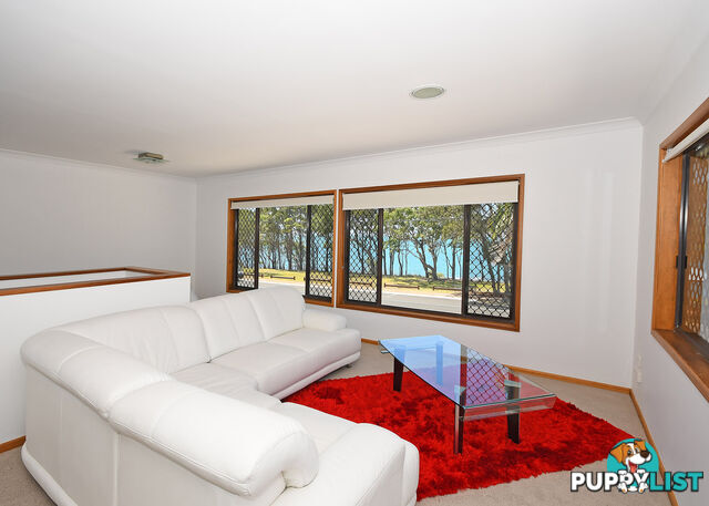 129 Esplanade POINT VERNON QLD 4655