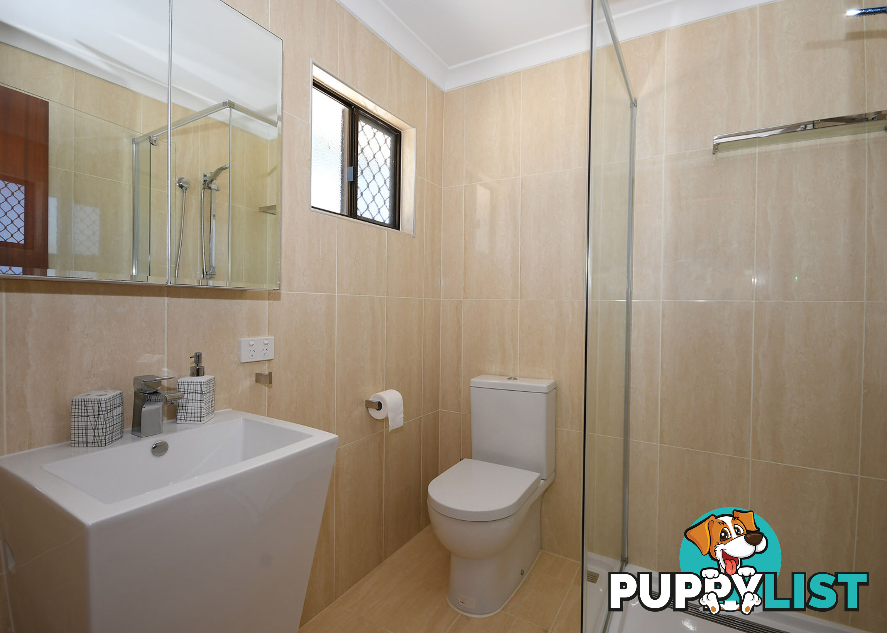 129 Esplanade POINT VERNON QLD 4655